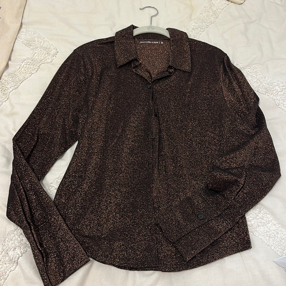Abercrombie shimmer button down
